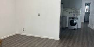 Must See!!! 1 bedroom 1 bath duplex Gallery 1