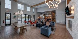 Cove at Covington Center - Apartments & Townhomes Gallery 15