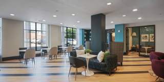 One William Gallery 46