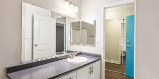 1200 Riverside Gallery 15