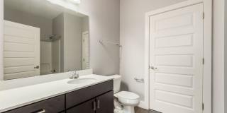 Avery Pointe Gallery 15