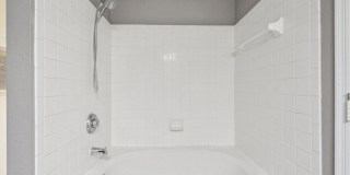 13700 Richmond Park Drive North - 12071207 Gallery 10