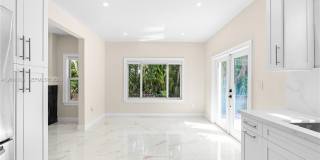 2413 N Greenway Dr Gallery 19