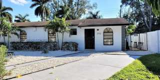 2532 NW 175th Ter 2532 NW 175th Ter Gallery 1