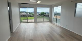 Renovated 3 bedroom 2 bath home in Pearl City Gallery 1