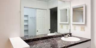 Tamarind - Renovated 2 Bedroom 2 Bath Condominium Gallery 15