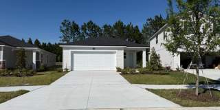 New Construction Rental, Conveniently Located near Cathedral Oak & First Coast Expressway Gallery 1