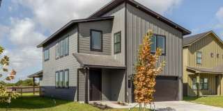 MOVE IN SPECIALS Gallery 1