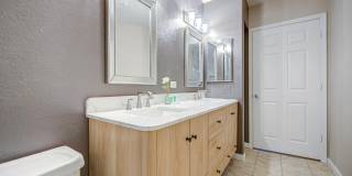 3848 N 3rd Gallery 16
