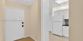 1710 NE 191 Street Gallery 33