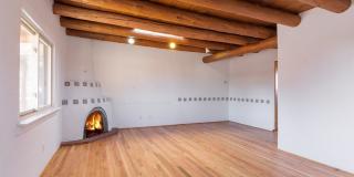 Santa Fe Traditional Home Gallery 3