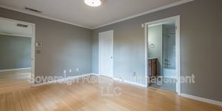 2696 Silver Hill Ter SE Gallery 11