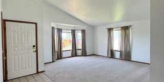 Terraced Estates 3br, 2ba, Dbl garage, Central air Gallery 1