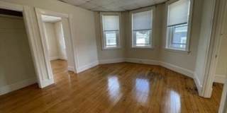 15 Lynde St Gallery 2