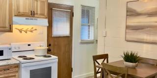 2 bedroom/1 bath furnished or Unfurnished Gallery 9