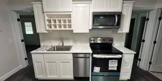 320 Hillview Place Gallery 1