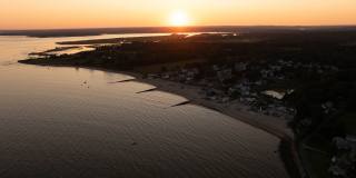 37 Seaside Lane Gallery 1