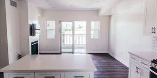 1431 South Sherbourne Drive Gallery 2