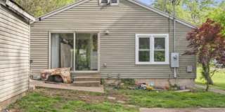 3 Bedroom | 1 Bathroom | 1 Car Detached Garage | Pets Welcome! 3 Bedroom | 1 Bathroom | 1 Car Detached Garage | Pets Welcome! Gallery 21