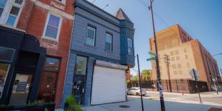 1024 North Western Ave. Gallery 1