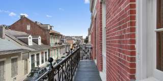 The Academy Luxury Apartments and Townhomes Gallery 17