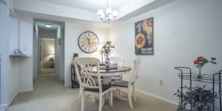 Hunt Club Apartments Gallery 10