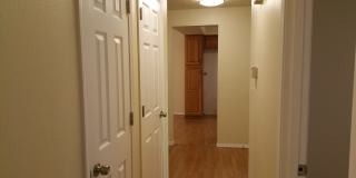 Beautiful 3 Bedroom, 2 bathroom House in Great Quiet Neighborhood. Gallery 20