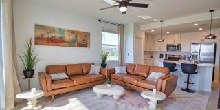 Seasonal Short-Term 3 Bedroom 2 Bathroom First Floor Condo located in Wellen Golf & Country Club! Gallery 19