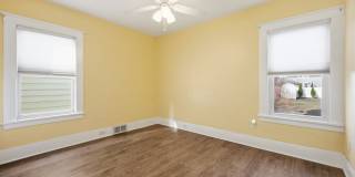 324 Crestwood Ave Gallery 10