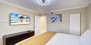 1020 N 13th Terrace, Hollywood, FL 33019 Gallery 14