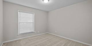 *MOVE IN READY* 3 Bed, 2 Bath Condo, Close to Uptown!!! Gallery 16