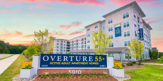 Overture Chapel Hill 55+ Active Adult Apartment Homes Gallery 30
