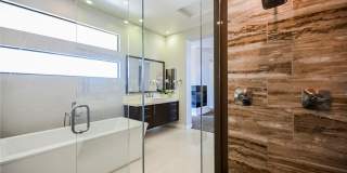 19 GARDEN RAIN Drive Gallery 25