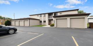 1005 South Lake Street Gallery 1