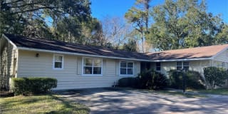 205 Cater Street Gallery 1