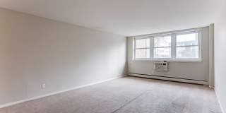 Eat Street Apartments Gallery 18