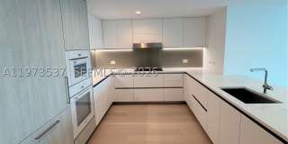 9221 E Bay Harbor Dr Gallery 7