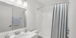 Azure at Capri Isles Gallery 6