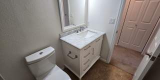 Beautifully Renovated, Top Floor, 2 Bedroom 2 Bath East Boulder Condo for Rent! Gallery 23