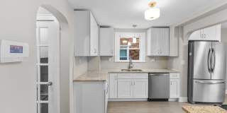 Charming 3-Bed Dutch Colonial with Modern Updates & Massive Yard – Minutes from German Village! Gallery 20