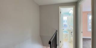Charming 3Bed/1.5Bath Townhouse in Carney Gallery 22
