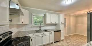 Updated 3-Bedroom Home Near TJC & Medical District! Gallery 7