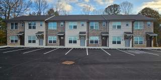 5202 Oak Point Court Gallery 1