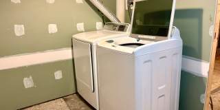 4 Bedroom 2 Bathroom in Harrisburg! Gallery 38