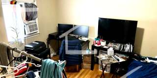 huge 3 bed in Somerville Gallery 24