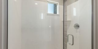 Brand New Build! Massive modern 4 bedroom/4.5 bathroom townhome in the heart of Chandler Gallery 19