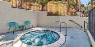 2215 Linwood St. Gallery 25