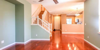 Beautiful and Spacious 3BR 2.5BA Single Family Home Gallery 5