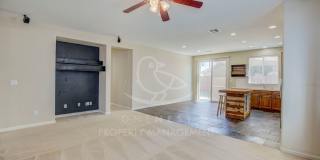 Plumas Lake Rental, Huge Living Room Plumas Lake Rental, Huge Living Room Gallery 8