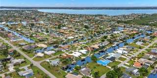 5240 SW 2nd Place Gallery 41